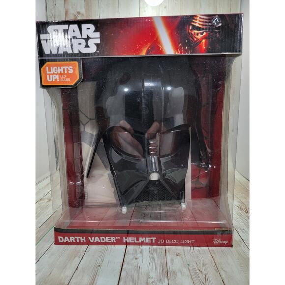 Star Wars DARTH VADER Helmet 3D Deco Light Up Wall Nightlight 11" Tall - Picture 1 of 5